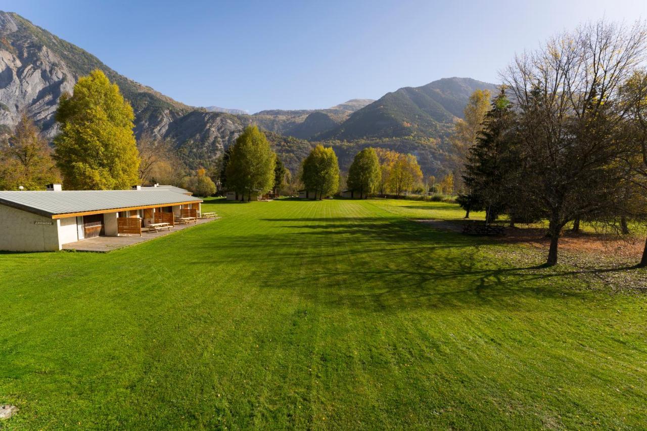 Gite Le Grand Renaud Le Bourg-dʼOisans エクステリア 写真