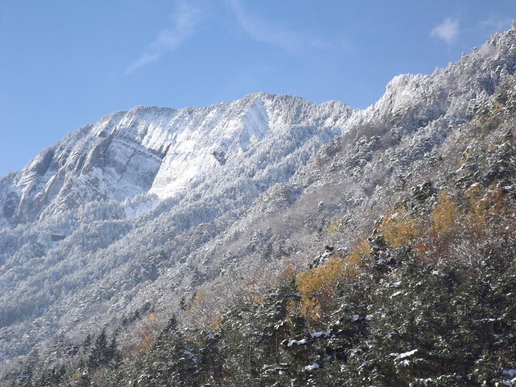 Gite Le Grand Renaud Le Bourg-dʼOisans エクステリア 写真